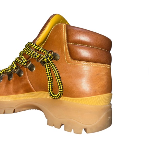 Prada boots - Picture 3 of 10